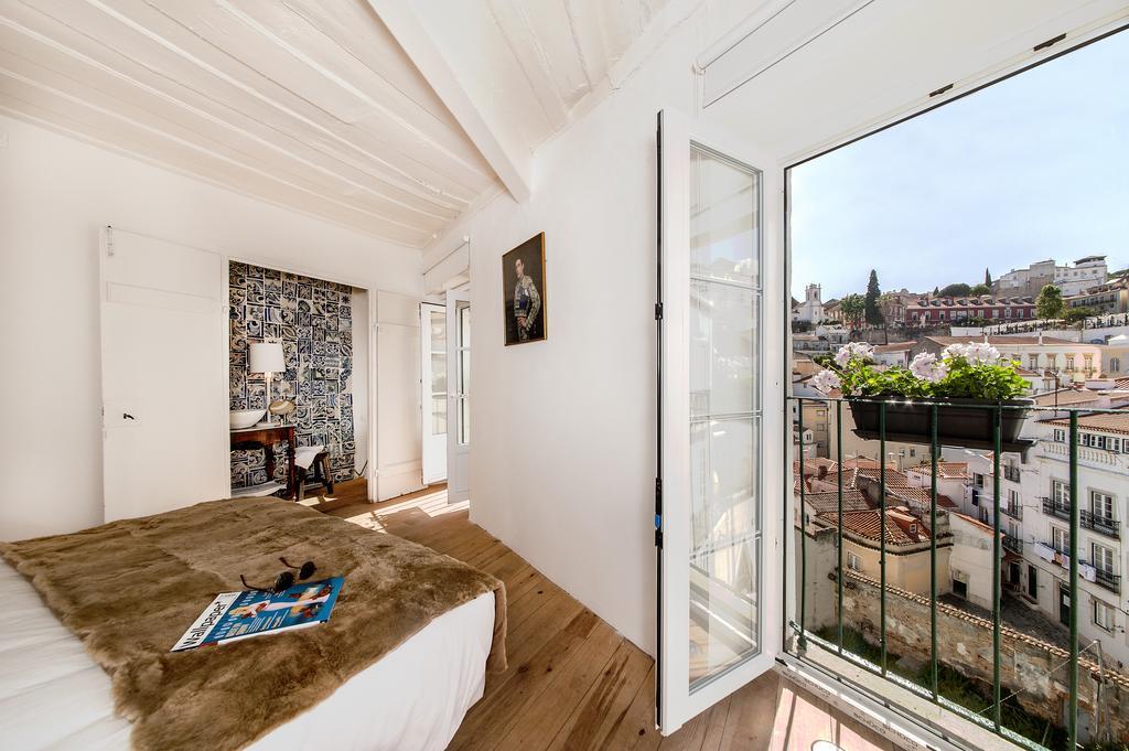 Alfama - St Estevao Viewpoint | Lisbon Cheese & Wine Apartments 部屋 写真