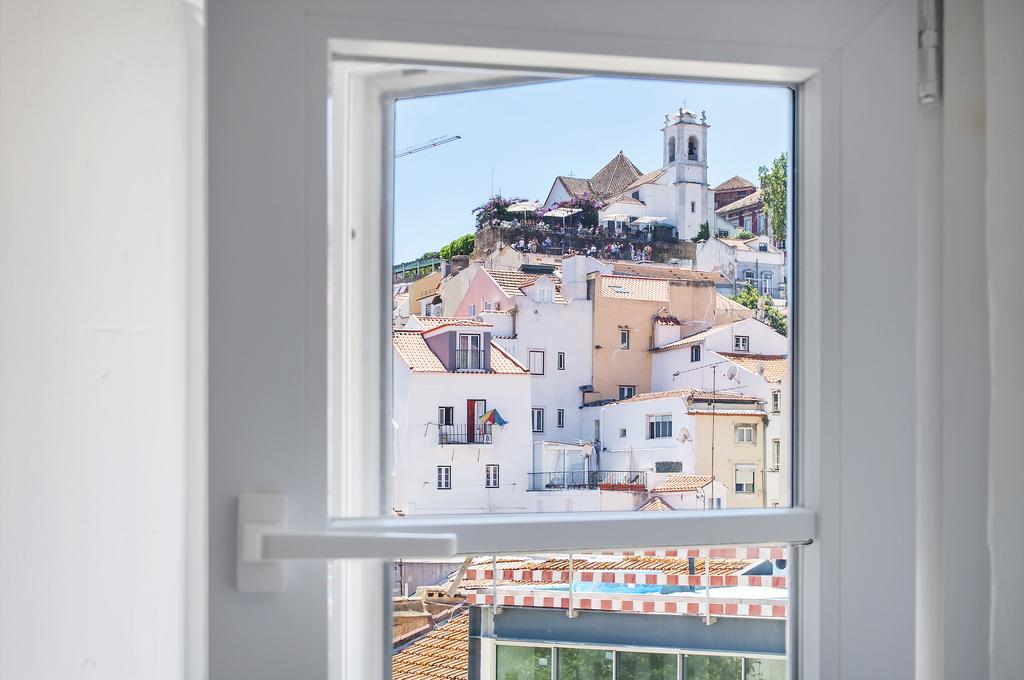 Alfama - St Estevao Viewpoint | Lisbon Cheese & Wine Apartments エクステリア 写真